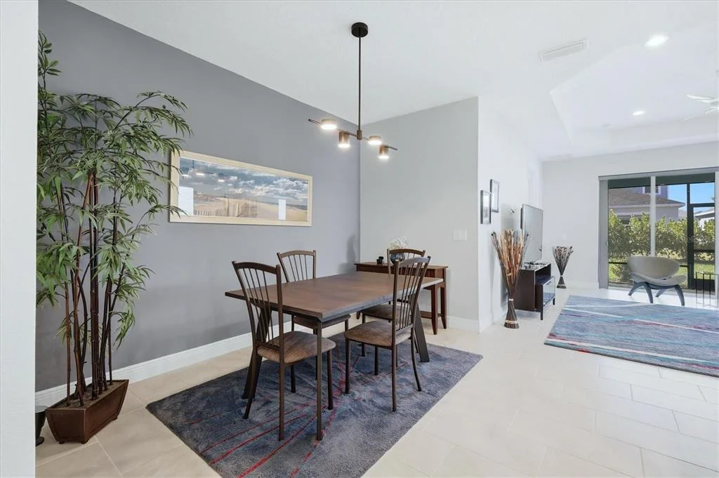 Photo of 10117 SPRUCE RIVER WAY