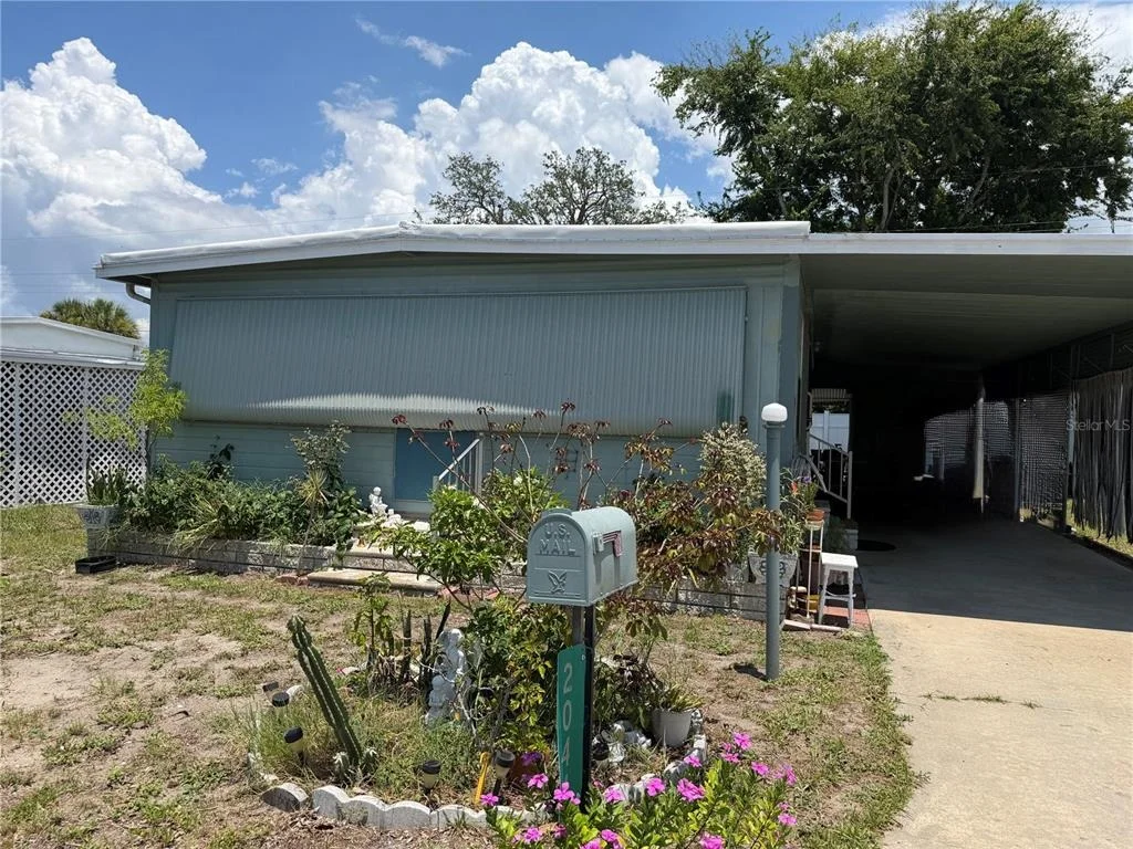 Photo of 2044 HOYLE DRIVE