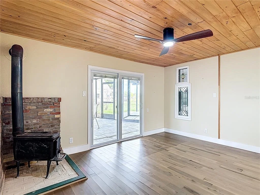 Photo of 216 CORBETT ROAD