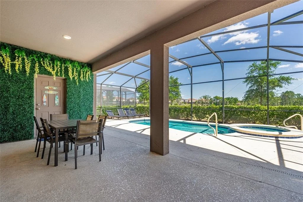 Photo of 7635 OAKMOSS LOOP