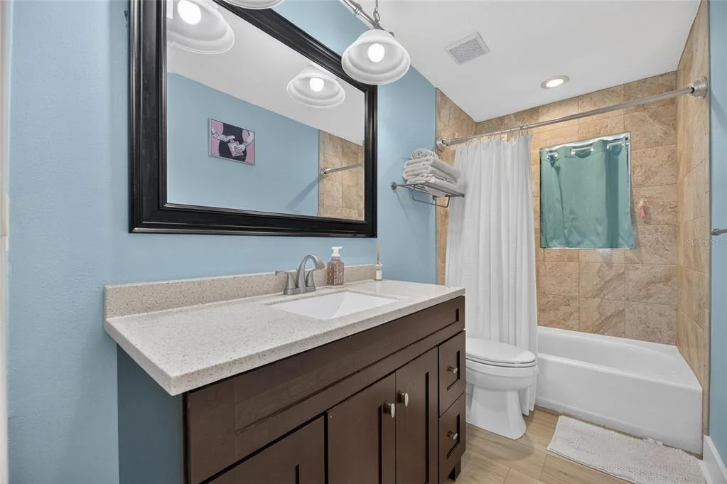 Photo of 923 GOLF ISLAND DRIVE