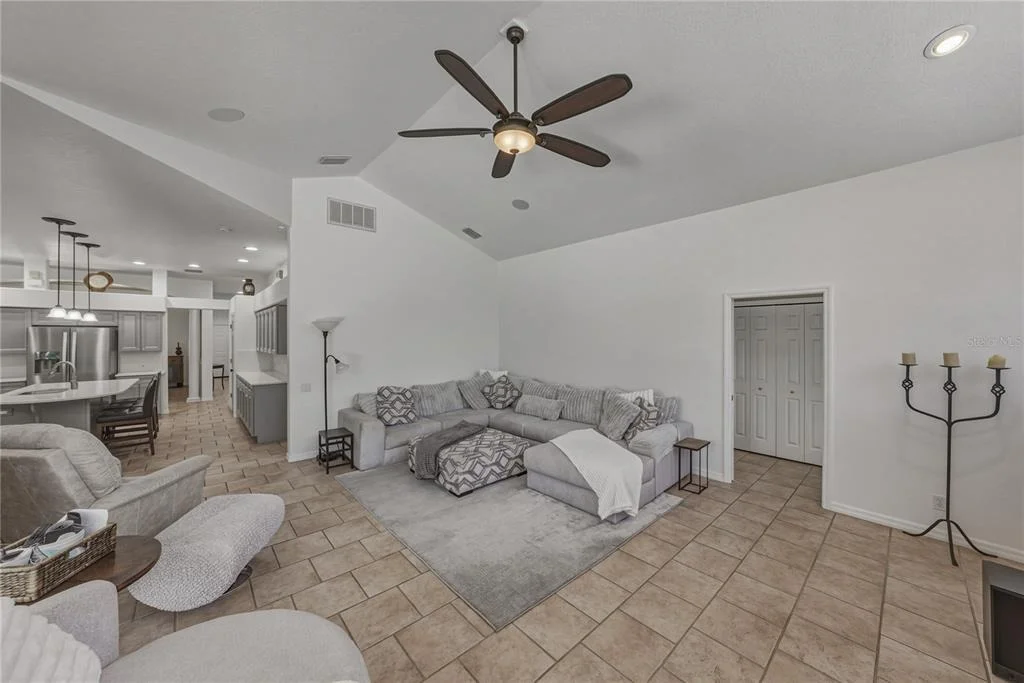 Photo of 6105 AUDUBON MANOR BOULEVARD