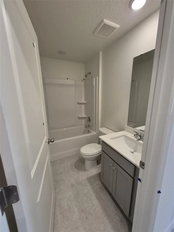 Photo of 3012 CASCADE CIRCLE
