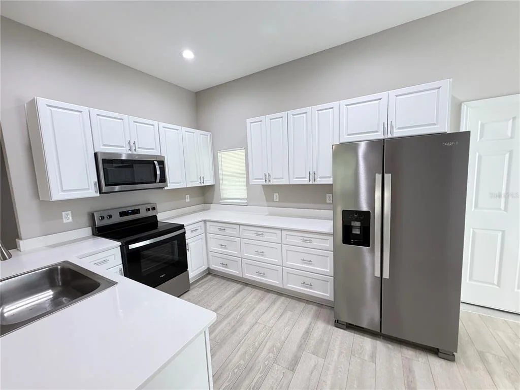 Photo of 214 LOCUST LANE