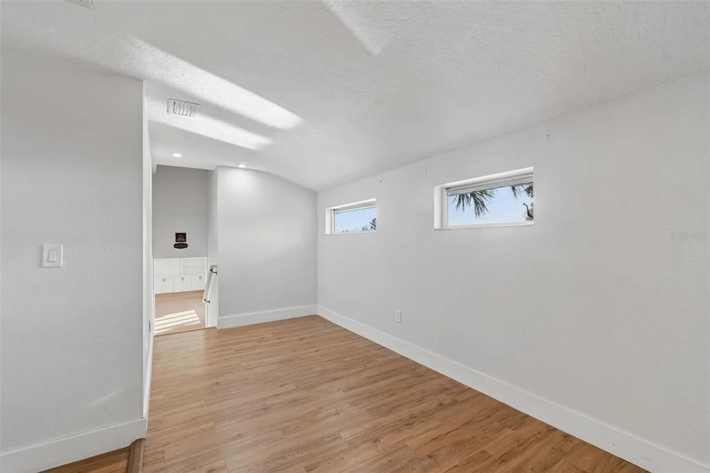 Photo of 125 HARBOR BLUFF DRIVE