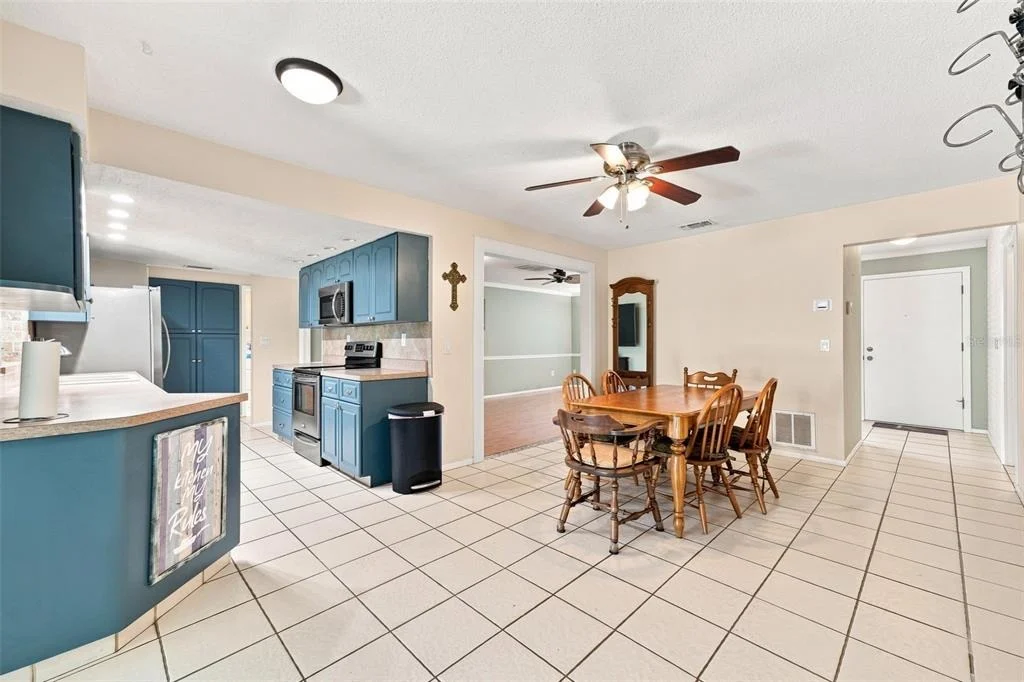 Photo of 2069 KINGFISHER DRIVE