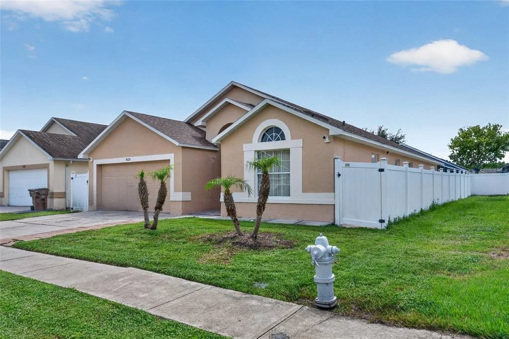 Photo of 4624 EAGLET LANE