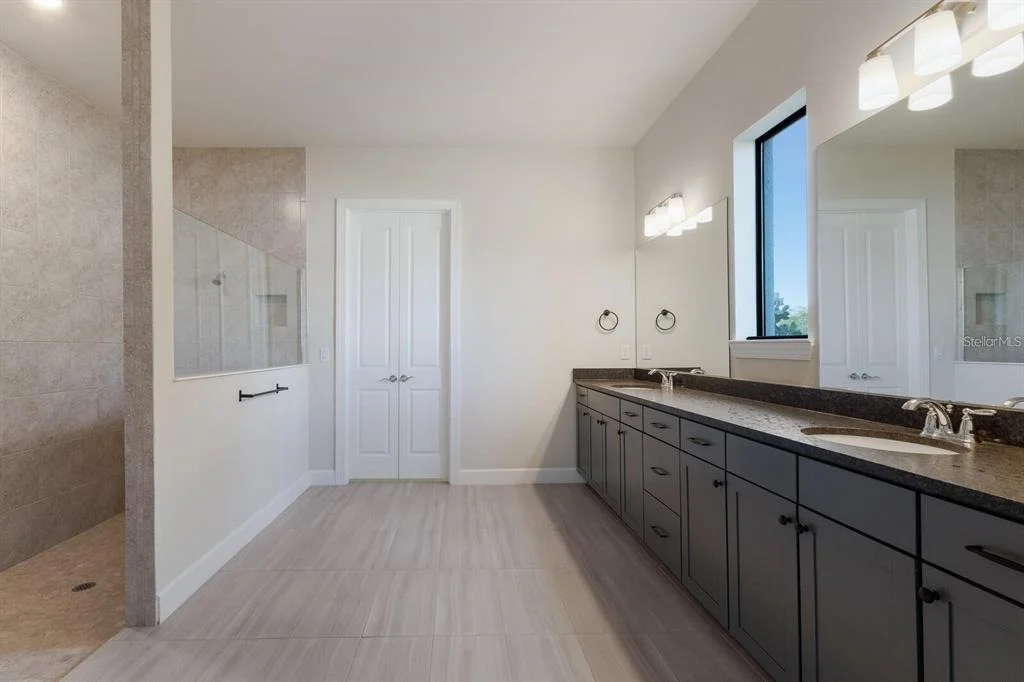 Photo of 712 SIGSBEE LOOP