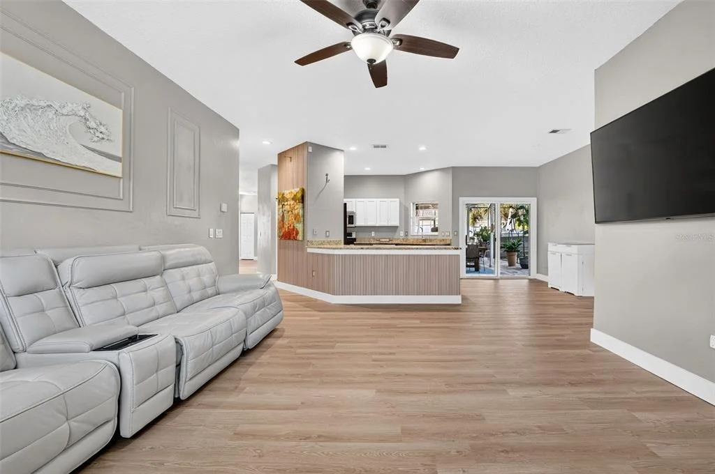 Photo of 16 CHERRYTREE COURT
