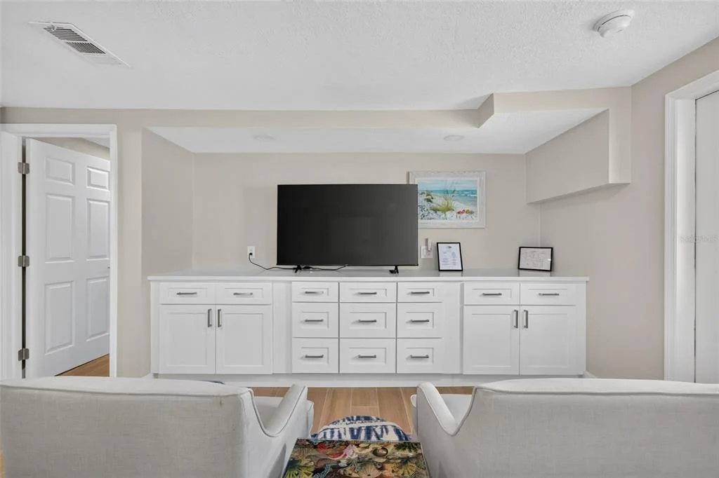 Photo of 401 63RD STREET