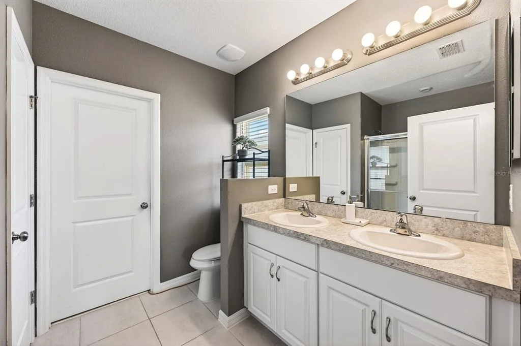 Photo of 596 MEADOW BEND DRIVE