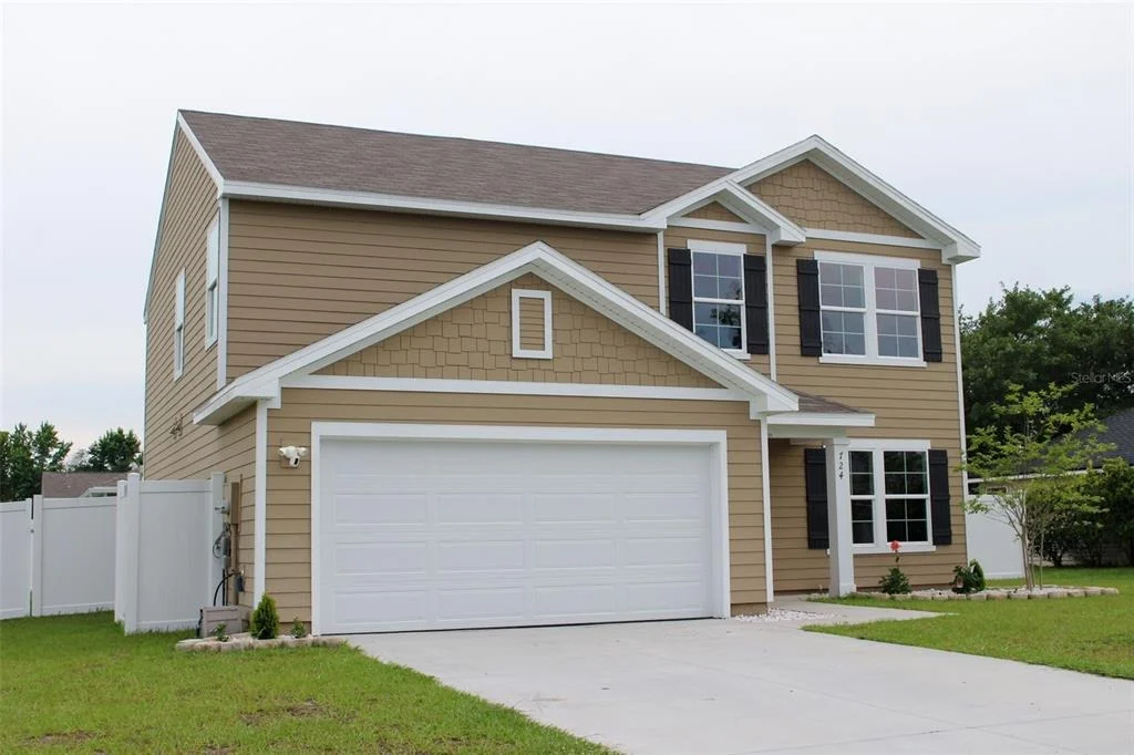 Photo of 724 LIBERTY CIRCLE
