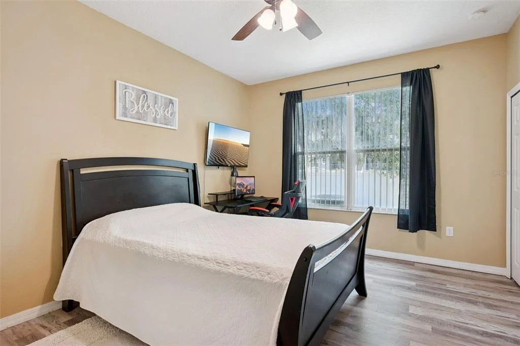 Photo of 4880 POOLSIDE DRIVE