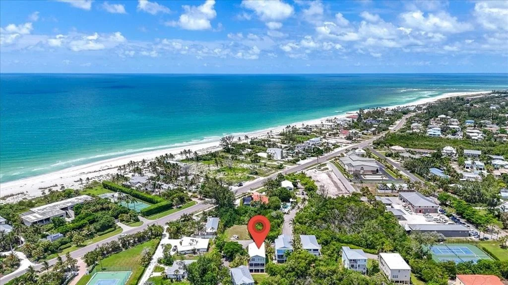 Photo of 6330 LAGUNA DRIVE