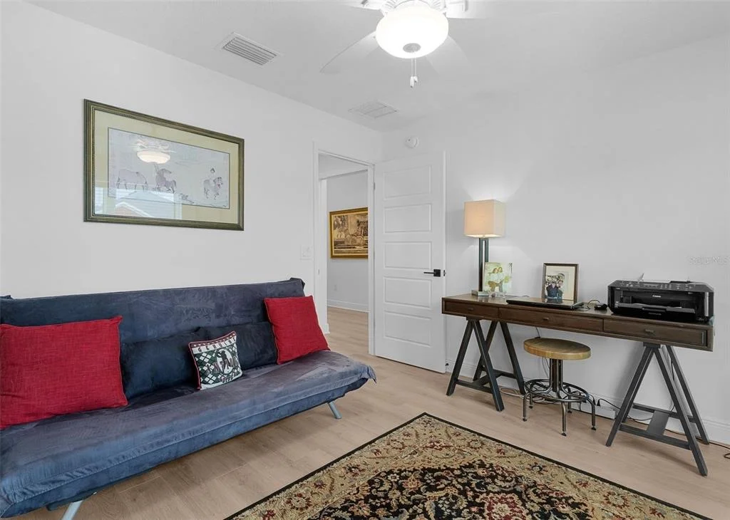 Photo of 3003 MONUMENT WAY