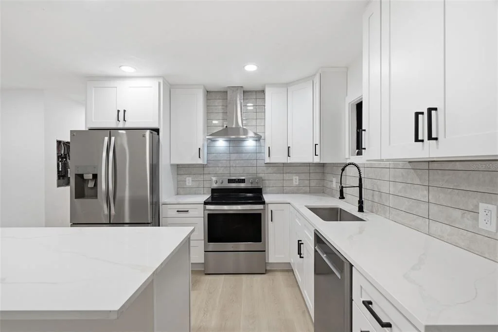 Photo of 595 PINE STREET