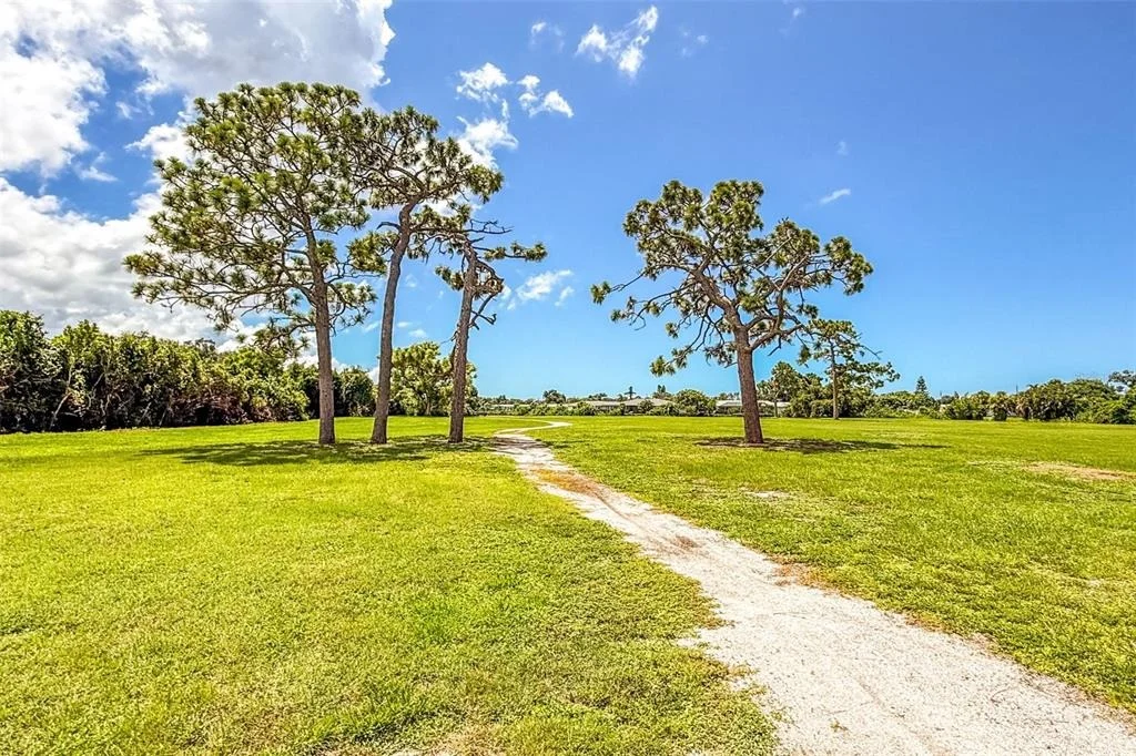 Photo of 559 MOUNT VERNON DRIVE