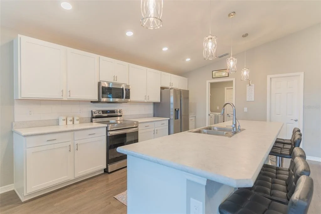 Photo of 3030 LAUREL OAK LANE