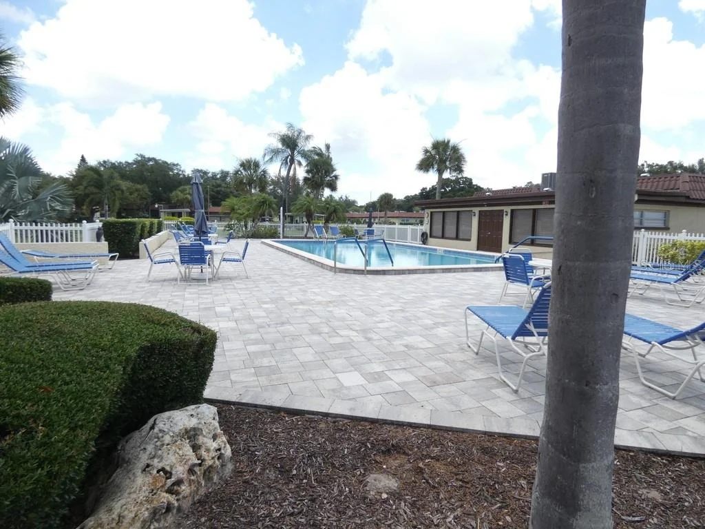 Photo of Unit 9G at 1701 PINEHURST ROAD