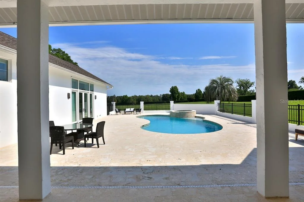 Photo of 601 SE 80TH STREET