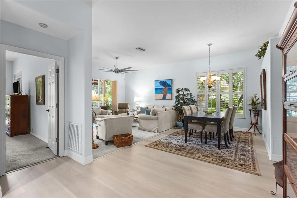 Photo of 6662 OAKBROOKE CIRCLE