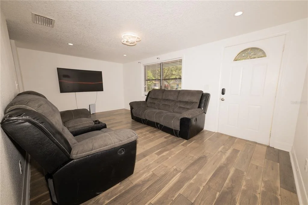 Photo of 39736 MEADOWOOD LOOP