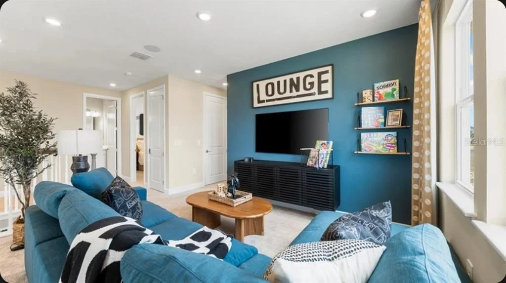 Photo of 829 STEEL DRIVE