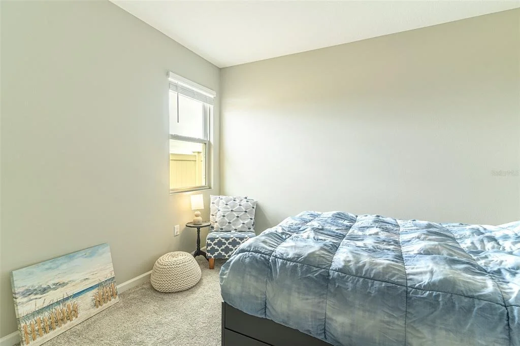 Photo of 556 HENNEPIN LOOP