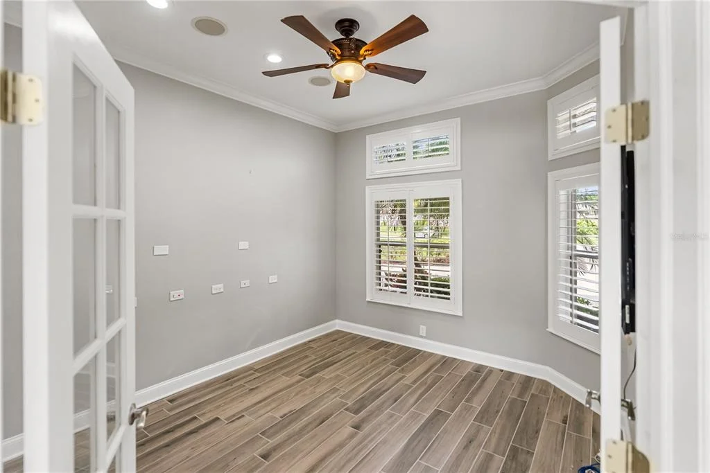 Photo of 6911 RIVERSEDGE STREET CIRCLE