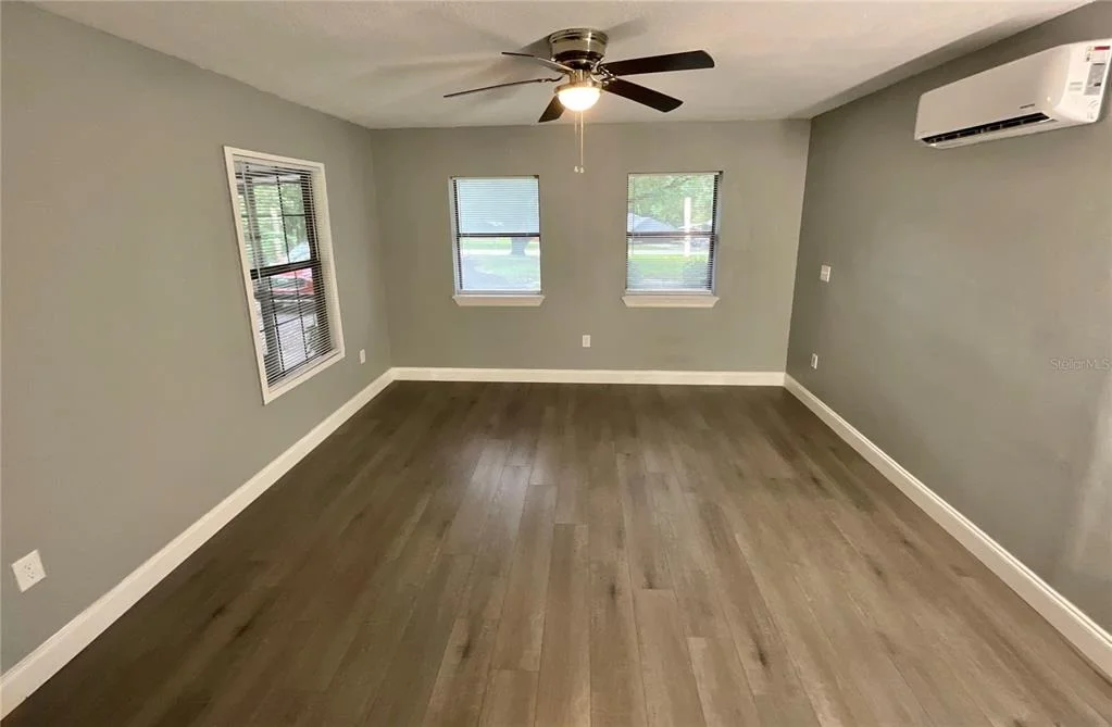 Photo of 468 28TH WAY