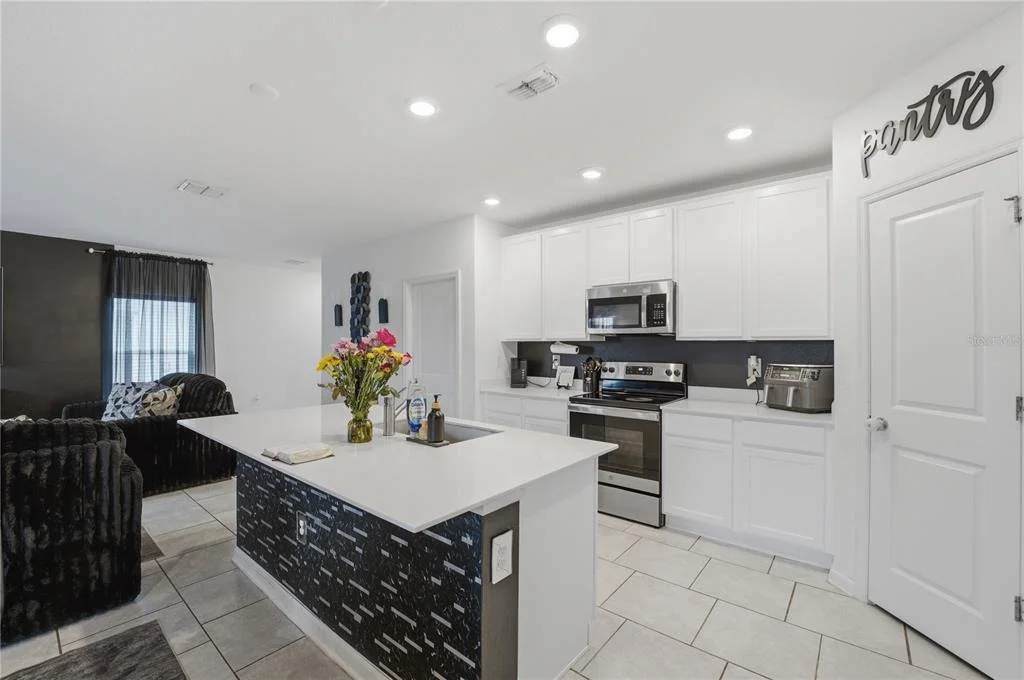 Photo of 859 TIMBERLAND DRIVE