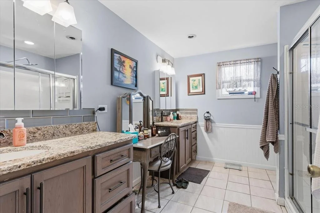 Photo of 229 LAKE IDA POINT DRIVE