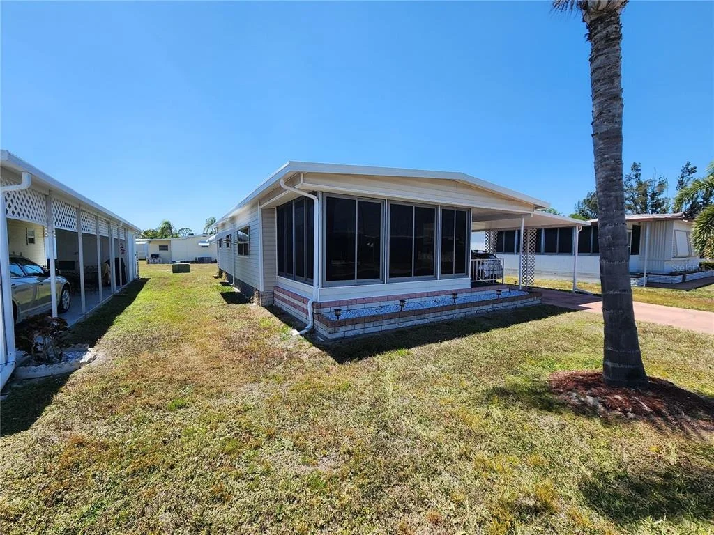 Photo of 5408 CHATEAU LANE
