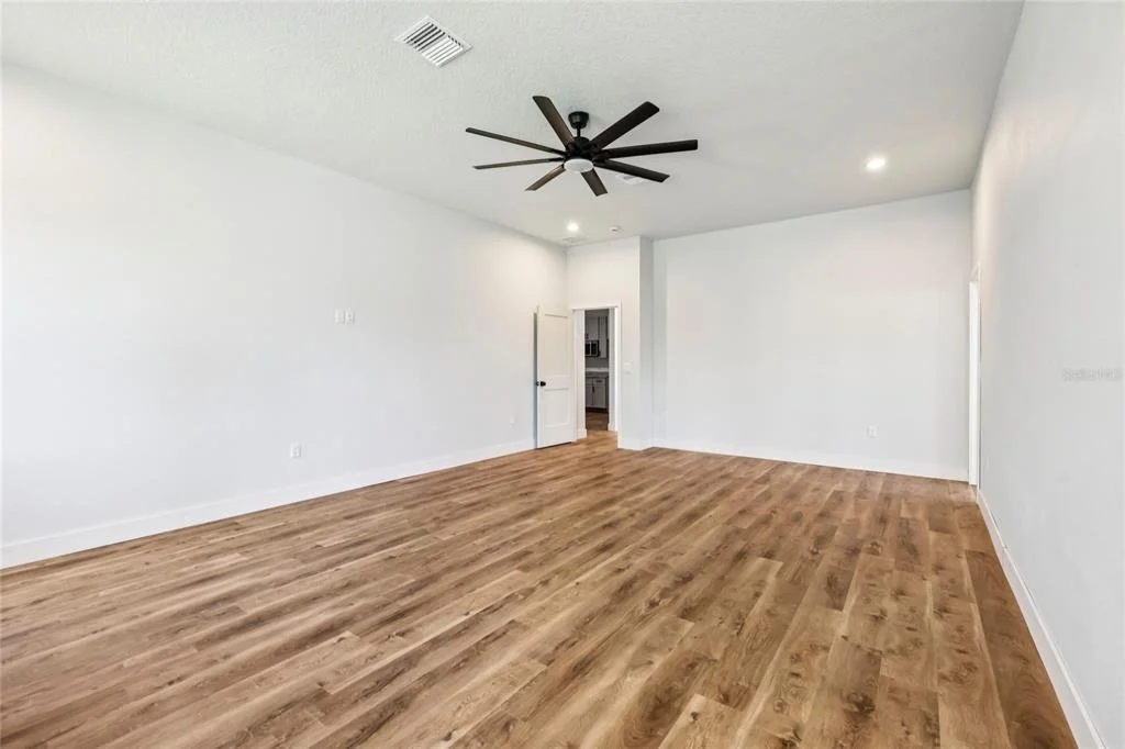 Photo of 351 MITNIK DRIVE