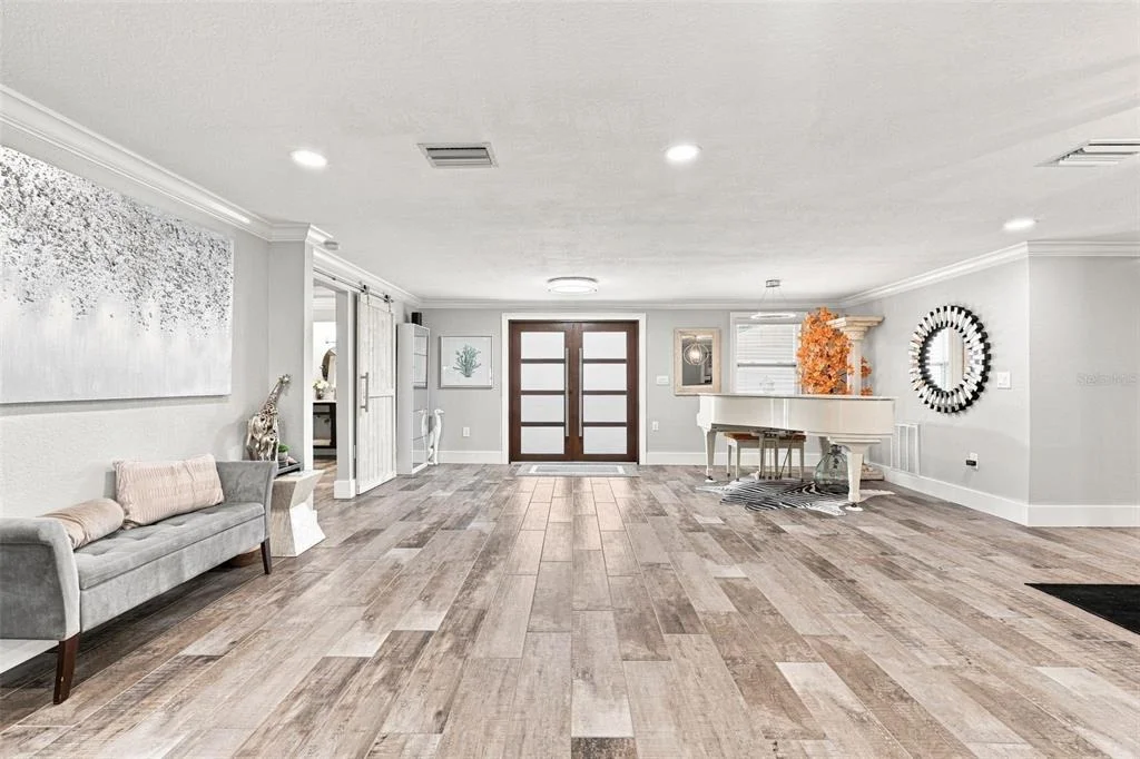 Photo of 2424 HARBOUR DRIVE