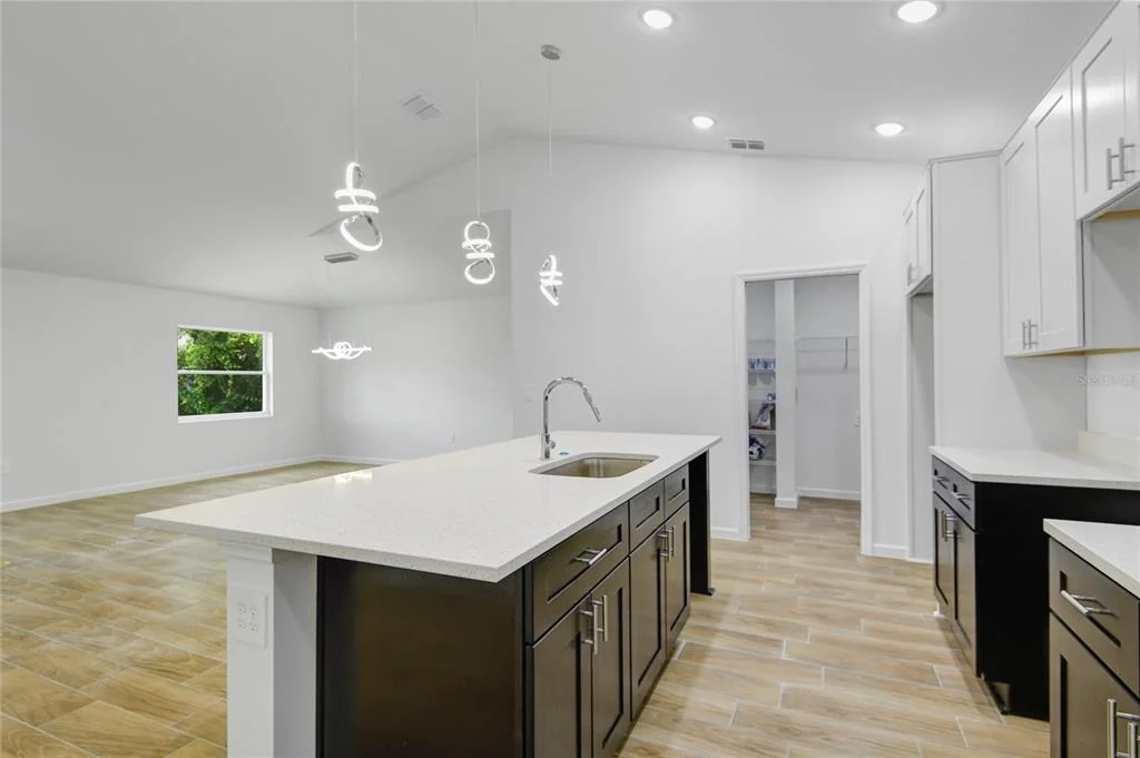 Photo of 440 EAGLE DRIVE