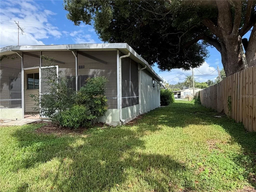 Photo of 26139 ROSE LANE