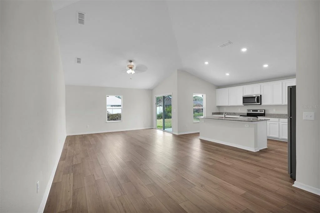 Photo of 19 PINEAPPLE DRIVE