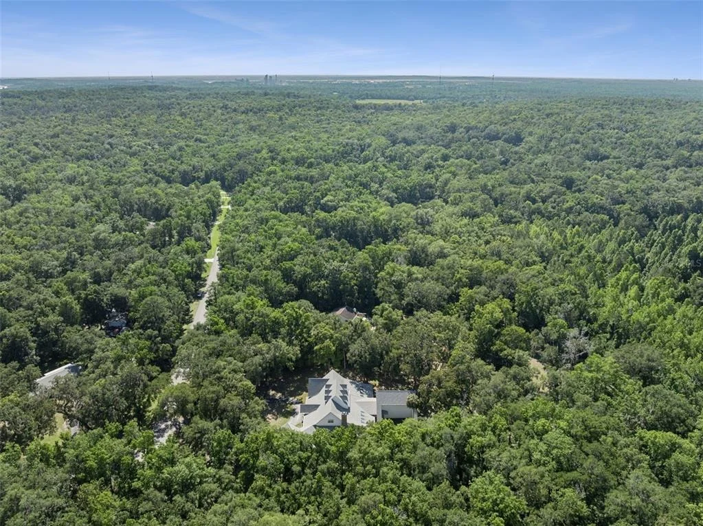 Photo of 21033 VIOLET ROAD