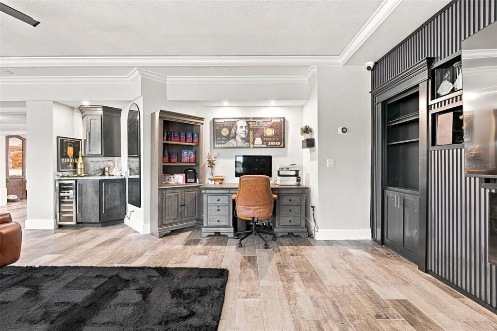 Photo of 2424 HARBOUR DRIVE