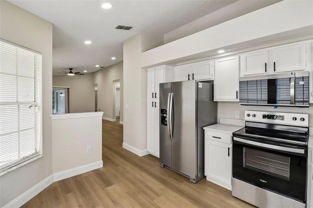 Photo of 106 LAMPLIGHTER DRIVE