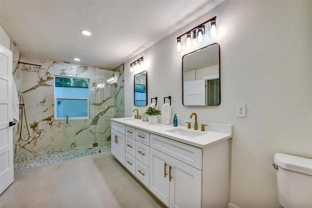Photo of 207 DUNBRIDGE DRIVE
