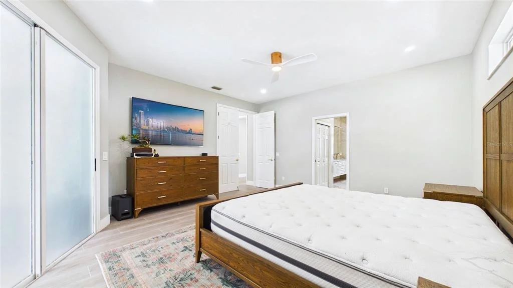 Photo of 7225 RIVER FOREST LANE
