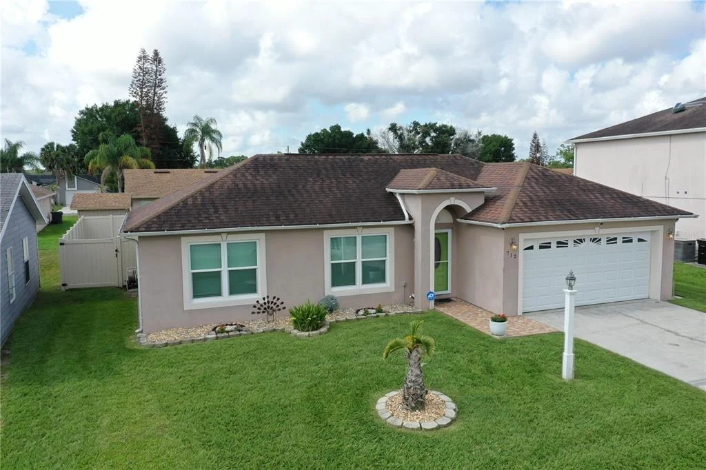 Photo of 712 BEAR WAY
