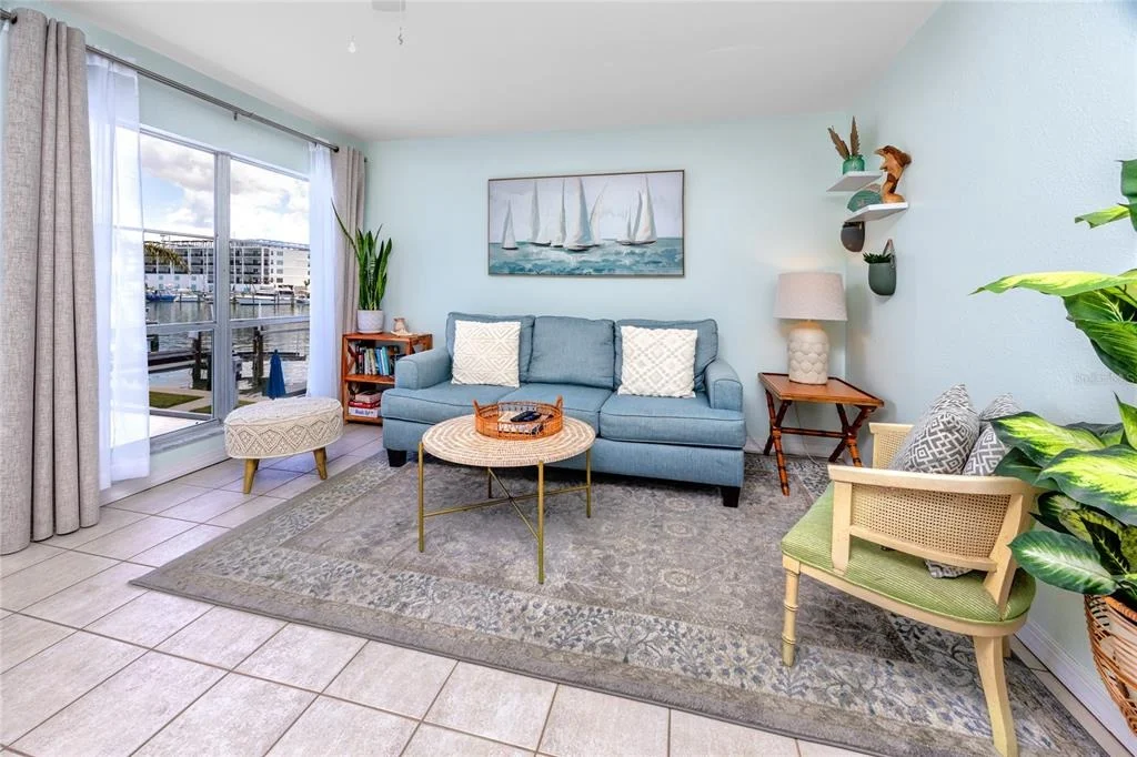 Photo of Unit H at 159 MEDALLION BOULEVARD