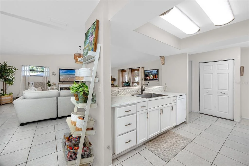 Photo of 14803 SUNSET DRIVE