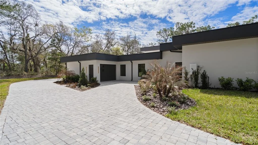 Photo of 1447 BIRD ROAD