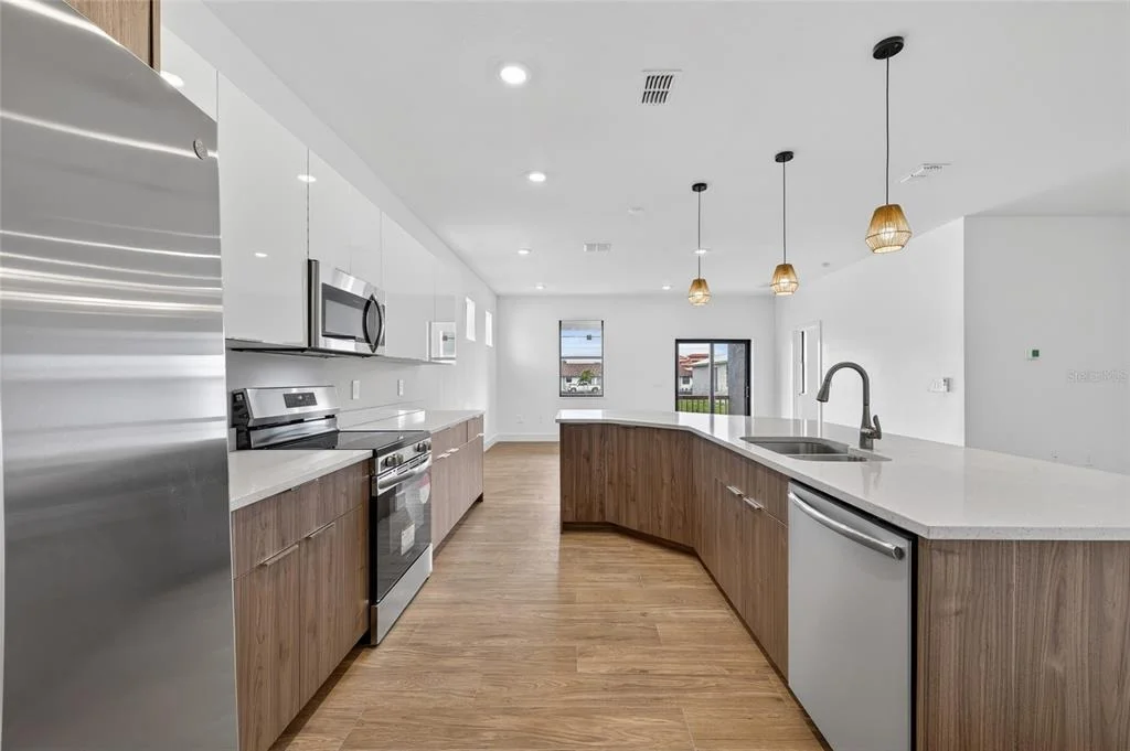 Photo of 1018 S MARLIN DRIVE