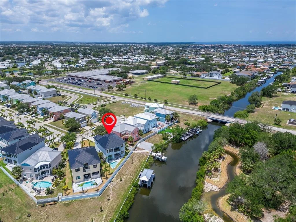 Photo of 6520 SIMONE SHORES CIRCLE
