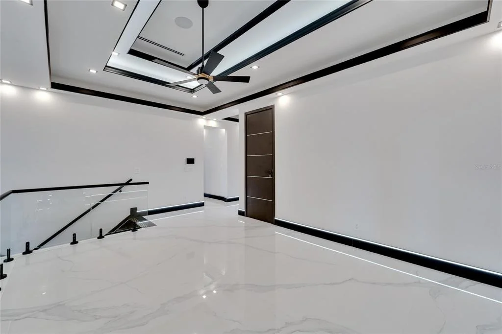 Photo of 517 TREVISO DRIVE